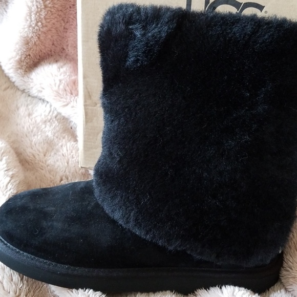 🖤New Ugg boots with attached fur🖤 - Picture 3 of 7